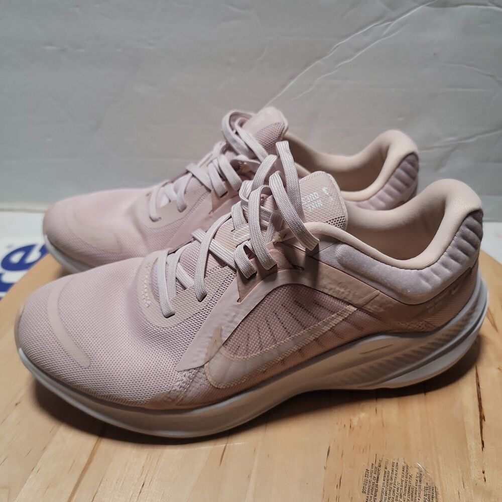 Nike Womens Quest 05 Running Shoe Sneaker Pink Sz 8